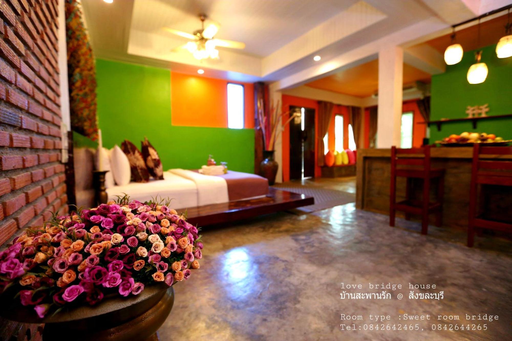 Love Bridge House บ้านสะพานรัก سانغكلا بوري الغرفة الصورة